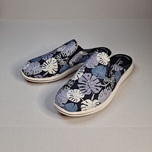 Clarks Cloudsteppers Women's Breeze Shore Clogs Size 6.5 Navy Lavendar Tropical